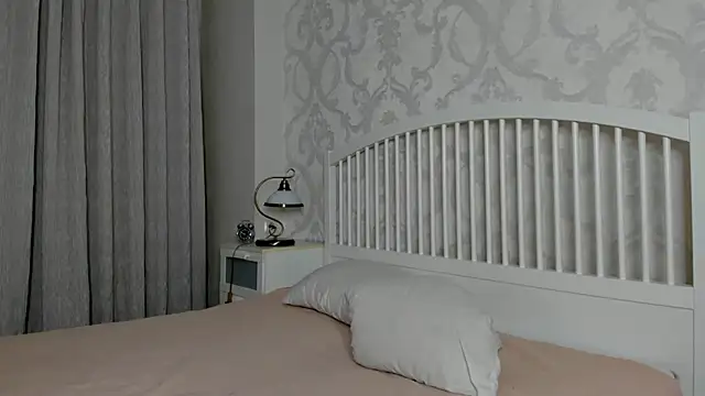 Snapshot of Eva__Lewis chatting on May 2, 2026, 3:50 pm Eva Lewis online show from May 2, 2026, 3:50 pm