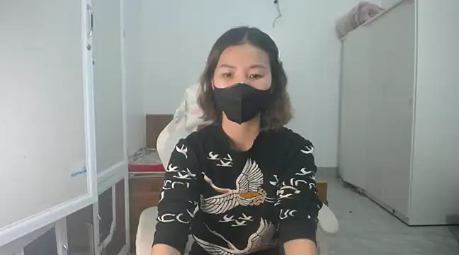 Susu204 online show from December 23, 2024, 5:17 am