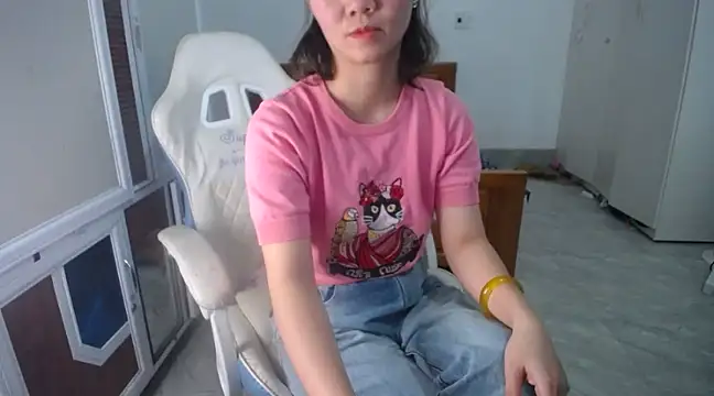 Susu204 online show from March 21, 2025, 8:39 am