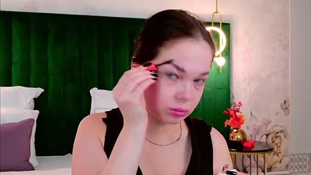 DeniseReese online show from October 5, 2025, 2:10 am