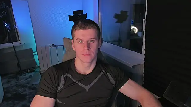 Snapshot of Bruno_Banani chatting on October 30, 2025, 3:46 pm Bruno Banani online show from October 30, 2025, 3:46 pm