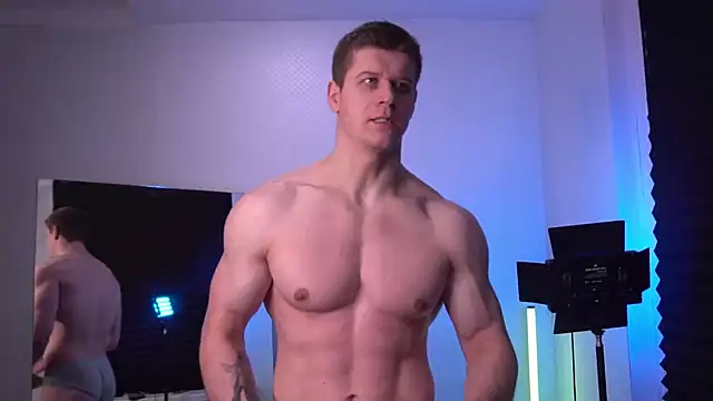 Snapshot of Bruno_Banani chatting on November 4, 2025, 3:55 pm Bruno Banani online show from November 4, 2025, 3:55 pm