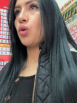 Sara luna  online show from March 14, 2025, 3:58 pm