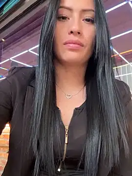 Sara luna  online show from March 18, 2025, 5:53 pm