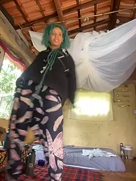 sammoura01 online show from December 4, 2025, 12:03 pm