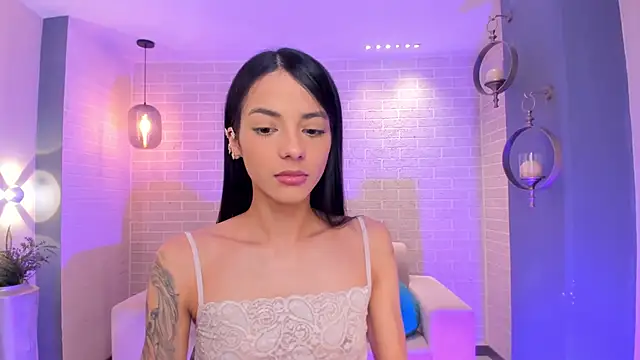 HannahJamesX online show from February 20, 2026, 1:11 pm