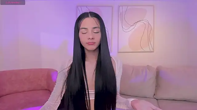 HannahJamesX online show from April 2, 2026, 1:09 pm