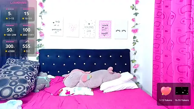 Snapshot of CiaraEbony chatting on September 28, 2025, 11:54 pm CiaraEbony online show from September 28, 2025, 11:54 pm