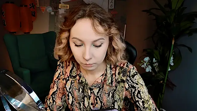 JasmineMilko online show from September 30, 2025, 5:12 am