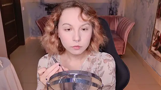 JasmineMilko online show from October 7, 2025, 5:04 am