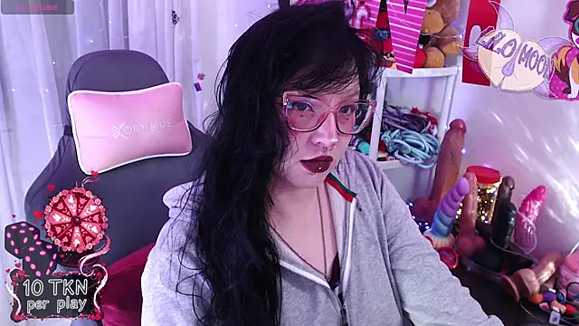 LiloMoon69 online show from February 16, 2026, 1:29 pm