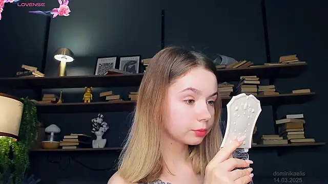 DominikaElis online show from March 14, 2025, 7:44 pm