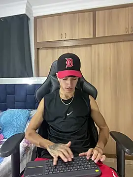  CamiloBass online show from February 21, 2026, 12:33 am