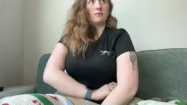 lilsbabyxo online show from April 5, 2026, 11:40 am