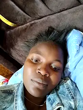 Snapshot of pretty_vivy chatting on December 28, 2024, 9:09 am pretty vivy online show from December 28, 2024, 9:09 am