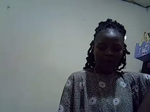 Snapshot of pretty_vivy chatting on January 7, 2025, 3:44 pm pretty vivy online show from January 7, 2025, 3:44 pm