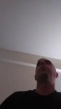 Snapshot of HELL_FIRE chatting on June 12, 2026, 9:14 pm HELL FIRE online show from June 12, 2026, 9:14 pm