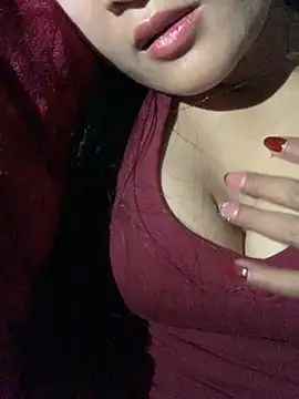 Snapshot of Zeni_fer chatting on February 1, 2025, 9:32 am Zeni fer online show from February 1, 2025, 9:32 am