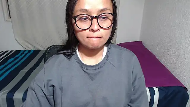 Snapshot of passion_sweet07 chatting on September 19, 2025, 10:16 am passion sweet07 online show from September 19, 2025, 10:16 am
