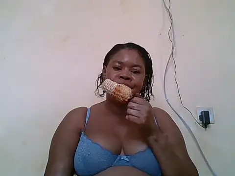 ANALQUEEN4 online show from October 6, 2025, 7:06 am