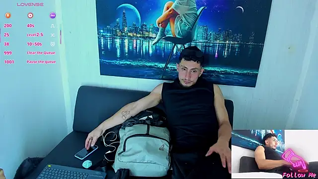 Piggy Eddy online show from October 10, 2025, 9:14 pm