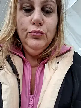 Snapshot of Mara-24 chatting on February 27, 2025, 3:48 pm Mara-24 online show from February 27, 2025, 3:48 pm