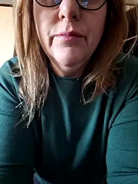 Snapshot of Mara-24 chatting on March 19, 2025, 3:40 pm Mara-24 online show from March 19, 2025, 3:40 pm