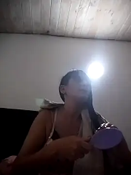 Snapshot of danilove2201 chatting on March 15, 2026, 12:00 pm danilove2201 online show from March 15, 2026, 12:00 pm