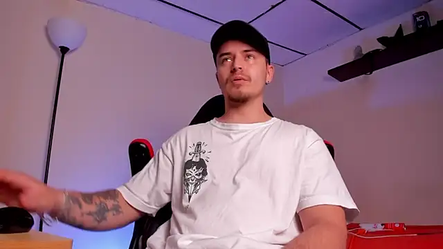 james connor2 online show from October 12, 2025, 7:02 pm