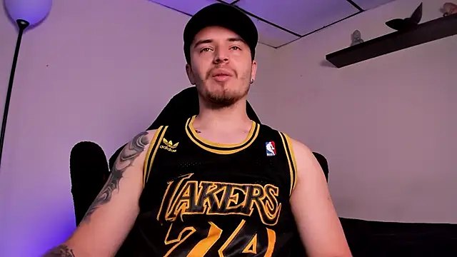 james connor2 online show from December 14, 2025, 3:17 pm