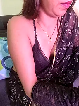 Snapshot of sexy-mohini chatting on February 5, 2026, 5:23 am sexy-mohini online show from February 5, 2026, 5:23 am