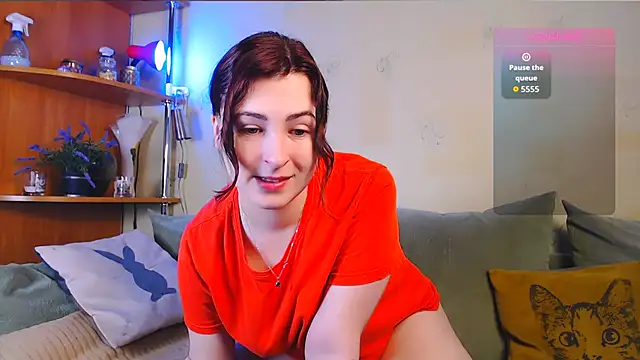 Snapshot of Caroline1995 chatting on November 28, 2025, 7:00 am Caroline1995 online show from November 28, 2025, 7:00 am