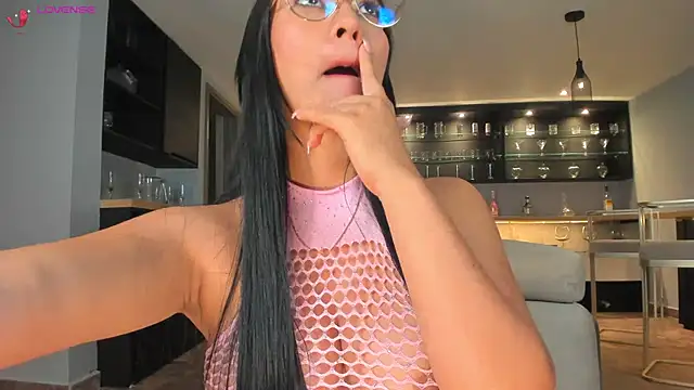 NatyFerrer  online show from January 10, 2025, 4:51 pm