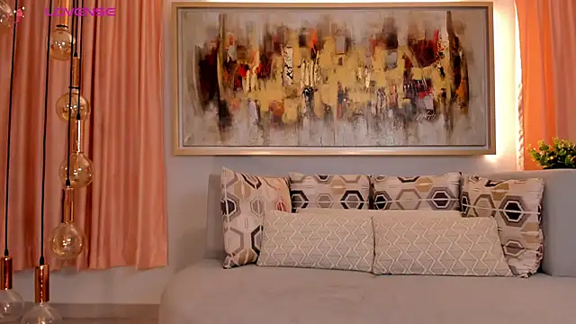 NatyFerrer  online show from February 6, 2025, 5:09 pm