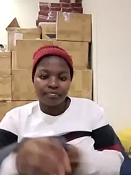 Snapshot of Yours_faithfully1 chatting on December 19, 2025, 10:55 am Yours faithfully1 online show from December 19, 2025, 10:55 am