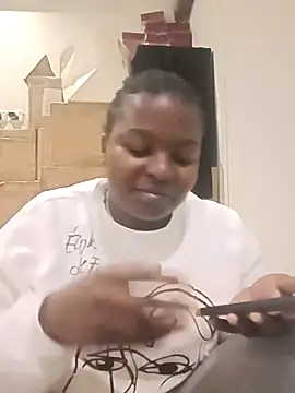 Snapshot of Yours_faithfully1 chatting on January 5, 2026, 7:28 pm Yours faithfully1 online show from January 5, 2026, 7:28 pm