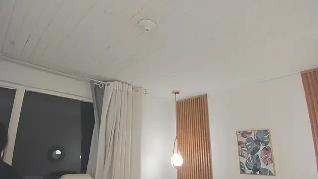 TiffanyWright online show from December 4, 2025, 2:15 pm