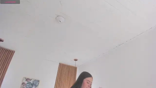 TiffanyWright online show from February 10, 2026, 1:04 pm