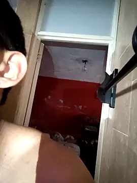 VL25DN26 online show from November 1, 2025, 9:28 pm