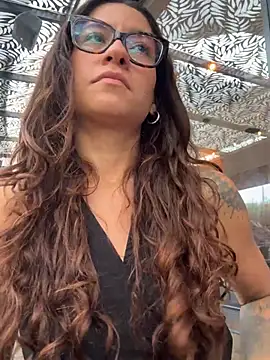 ValeriEvan online show from March 12, 2026, 8:59 pm