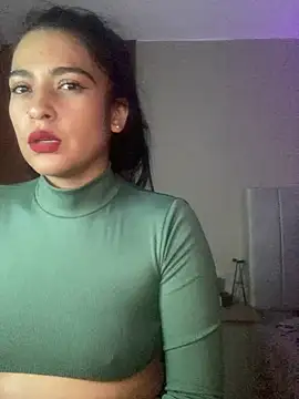 Cleopatracute  online show from December 11, 2024, 4:07 am