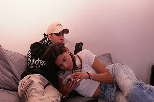 Nicky and Blake online show from March 3, 2025, 12:15 am