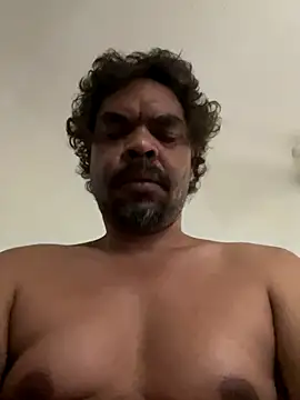 Wazz Handsome online show from November 24, 2025, 4:23 am