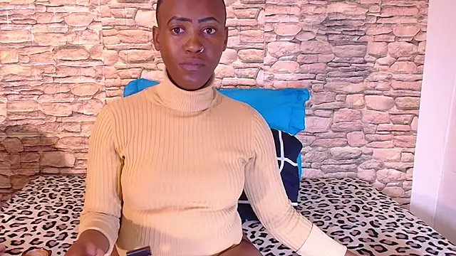 Snapshot of EbonyOlive69 chatting on September 19, 2025, 5:13 pm EbonyOlive69 online show from September 19, 2025, 5:13 pm