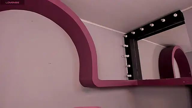 morganlake  online show from December 2, 2025, 3:34 am