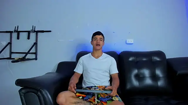 Rob saenz  online show from January 22, 2025, 3:40 pm