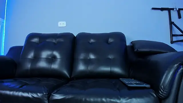 Rob saenz  online show from March 18, 2025, 4:15 pm