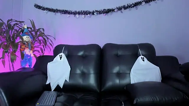 Rob saenz  online show from October 18, 2025, 3:46 pm