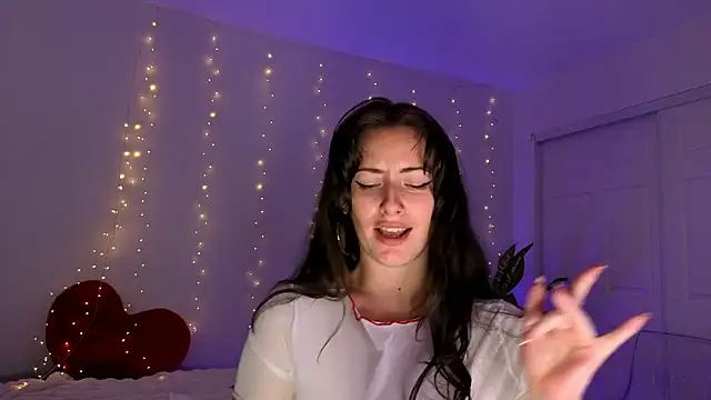 Sapphir3xoxo online show from January 13, 2026, 3:45 am