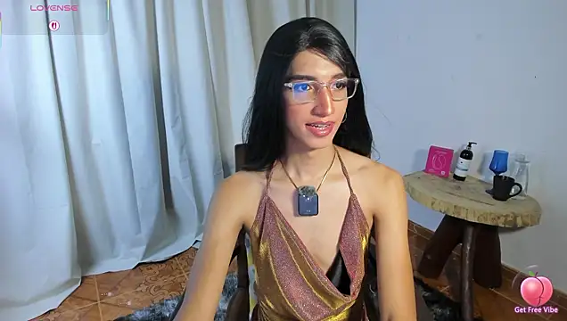 CharlotteLauren online show from March 30, 2026, 10:22 pm